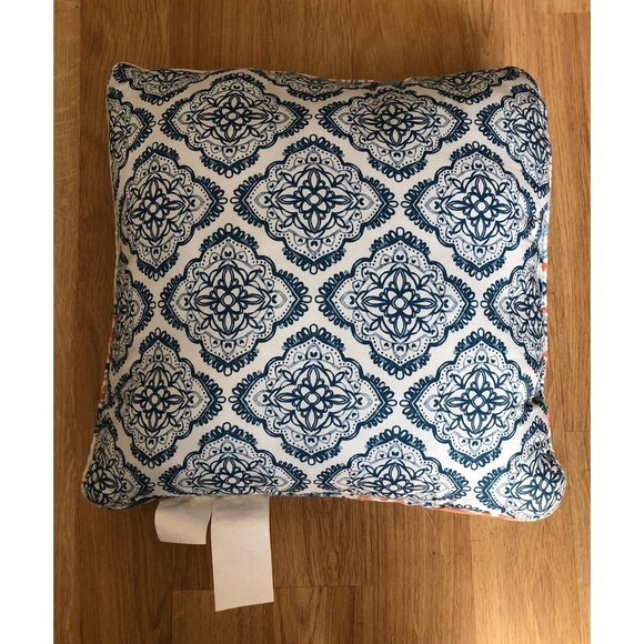 3 For $6 Geneva Home Fashion LLC Decorative Pillow Paisely Ivory 18" X 18" - Picture 2 of 3